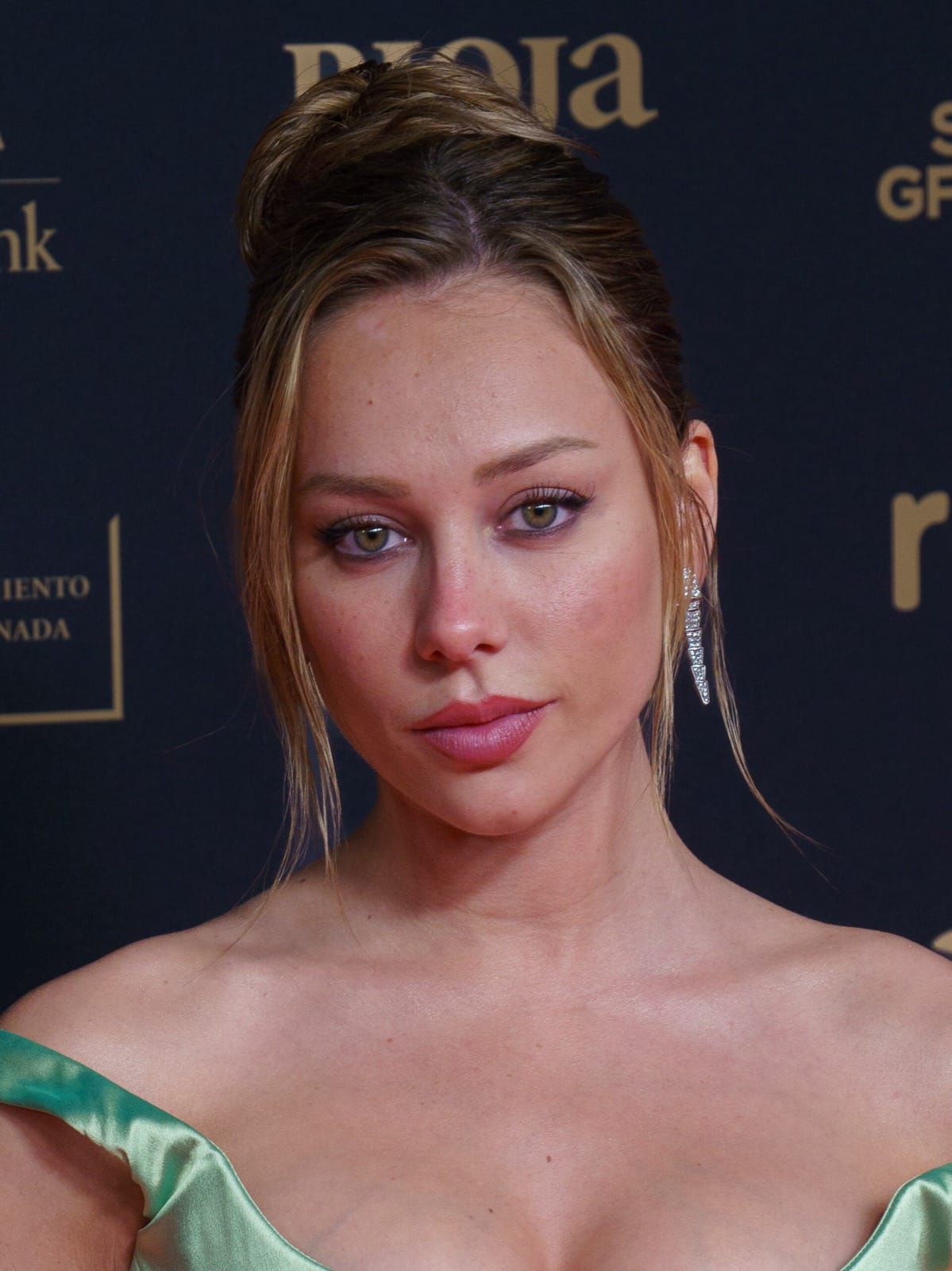 "Elite" Star Ester Expósito Plays "La Regenta" in Mar Coll's Modern Adaptation